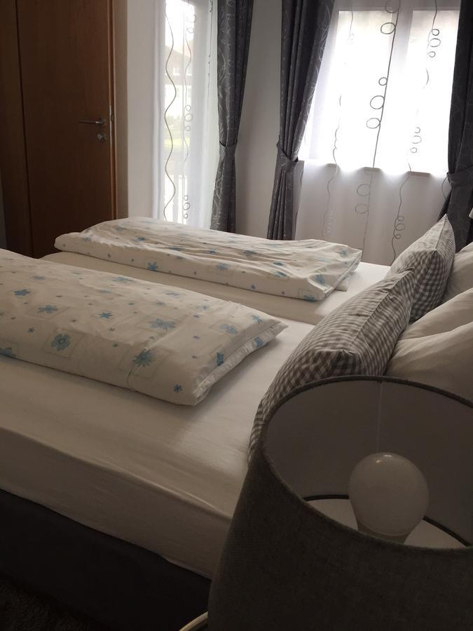 Ferienwohnungen Gaestehaus Sonnenkreis โรพอลดิง ภายนอก รูปภาพ